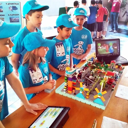 Στα Τρίκαλα τα παιδιά μαθαίνουν ρομποτική και θέλουν να αλλάξουν τον κόσμο