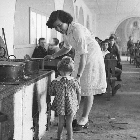 Ερυθρός Σταυρός: Μια ψηφιακή έκθεση γιορτάζει έναν αιώνα παρουσίας του στην Ελλάδα