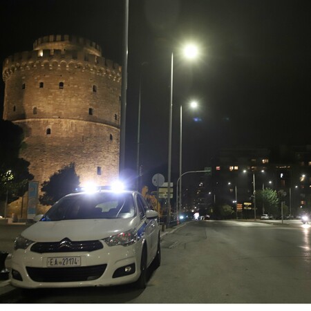 Θεσσαλονίκη: Έριξαν μπογιές στα γραφεία της Εθνικής Αρχής Διαφάνειας και του βουλευτή Κώστα Γκιουλέκα