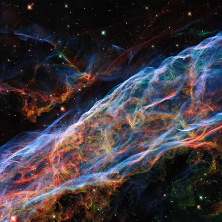 NASA: Τα εντυπωσιακά απομεινάρια ενός άστρου που εξερράγη στο Veil Nebula