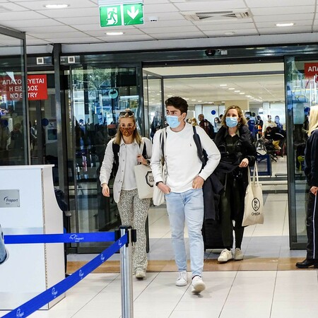 Στη Ρόδο οι 187 Ολλανδοί τουρίστες - «Πείραμα» για διακοπές εν μέσω πανδημίας