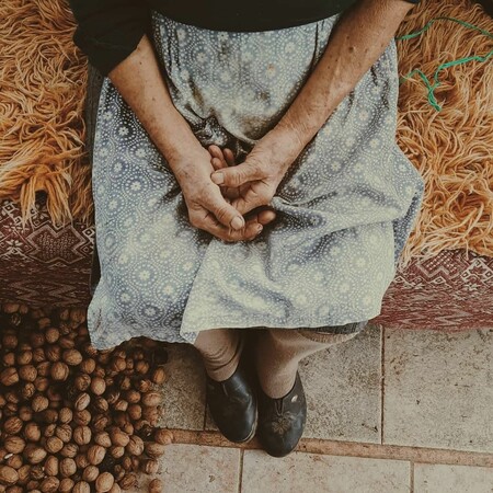 Ένας λογαριασμός στο εγχώριο Instagram μάς επιστρέφει στις ρίζες μας 