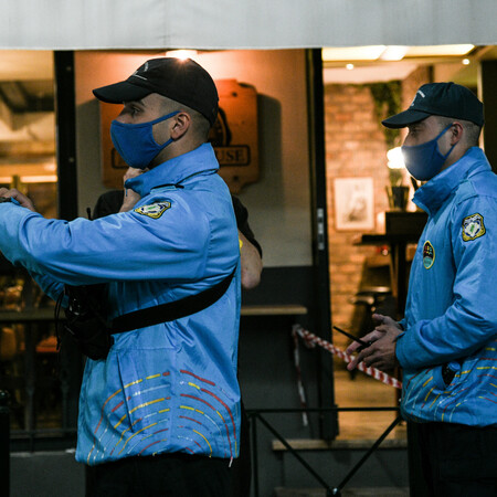 «Μπλόκο» από την Αστυνομία στα κορωνοπάρτι της Βεάκη στο Περιστέρι