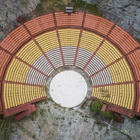 Δρομολογείται η ανάπλαση του Λυκαβηττού – Πρώτος στόχος η λειτουργία του θεάτρου