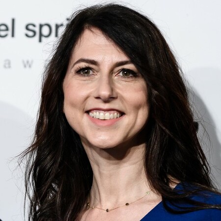 Η πρώην σύζυγος του Τζεφ Μπέζος δώρισε 2,739 δισ. δολάρια σε 286 οργανισμούς