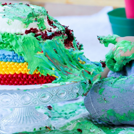 Κορωνοϊός: Τα πάρτι γενεθλίων βοηθούν στην εξάπλωση της covid-19 - Τι δείχνει έρευνα 