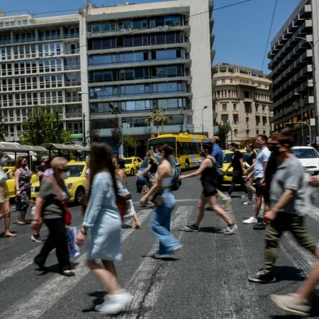 Τέλος στο lockdown: Σταματά η νυχτερινή απαγόρευση κυκλοφορίας- Τι αλλάζει από σήμερα