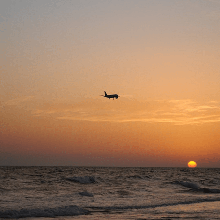Ρωσία: Συνετρίβη στη θάλασσα το αεροπλάνο με τους 28 επιβαίνοντες που είχε χαθεί από τα ραντάρ