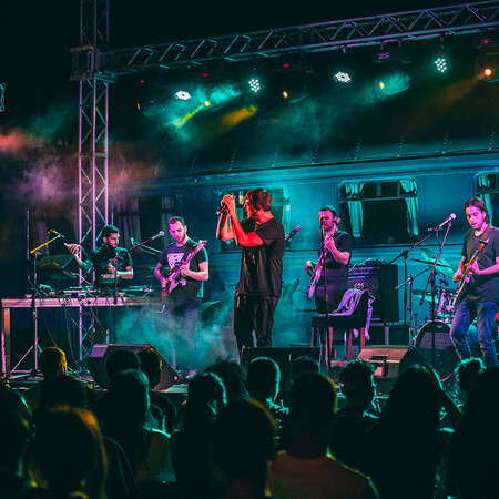 Το FESTIVAL ΗΛΙΟΥΠΟΛΗΣ, ο θεσμός που όλοι έχουμε αγαπήσει, «ανοίγει τις πόρτες του» και φέτος, τη Δευτέρα 30 Αυγούστου, τηρώντας όλα τα απαιτούμενα μέτρα προστασίας. 