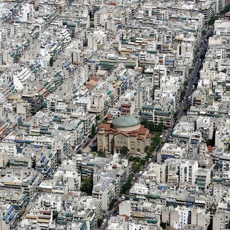Ναι, το χρειάζεται η πόλη το μετρό, χρειάζεται όμως ακόμα περισσότερο το πράσινό της