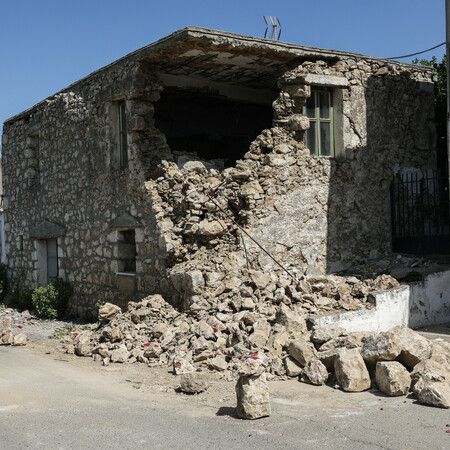 Σεισμός στην Κρήτη: Εξαπατούν σεισμοπαθείς με αγγελίες «μαϊμού» – Πωλούν τροχοβίλες με ψεύτικα στοιχεία