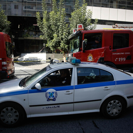 Διόνυσος: Επιχείρηση της πυροσβεστικής για ύποπτο φάκελο που βρέθηκε σε γραμματοκιβώτιο