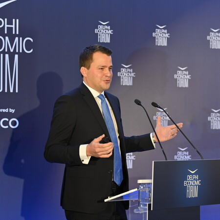 Delphi Economic Forum - Roundtable