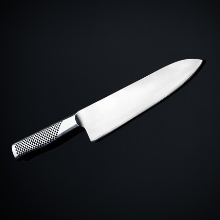 Ηλεκτρολόγος ευνούχιζε «μαζοχιστές πελάτες που του το ζητούσαν» με μαχαίρι στην κουζίνα του