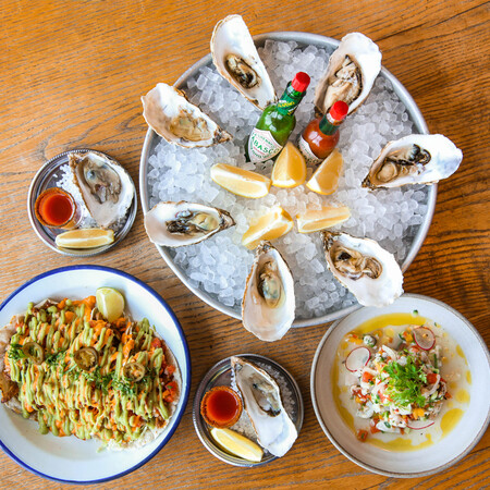 Hams and Clams: H Αθήνα έχει το δικό της oyster bar και είναι εξαιρετικό!