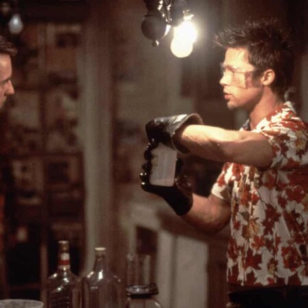 Η Κίνα αποκαθιστά το αυθεντικό φινάλε του «Fight Club» μετά τον σάλο