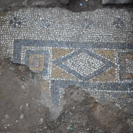 Χίος: Ανακαλύφθηκε ρωμαϊκό ψηφιδωτό κατά τη διάρκεια αντιπλημμυρικών έργων