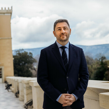 Nίκος Ανδρουλάκης στη LiFO: «Δεν φιλοδοξούμε να είμαστε μόνιμα στην αντιπολίτευση»