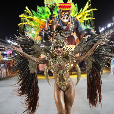 Brazil: After two years of Covid-19, Rio's Carnival dedicated to resilience