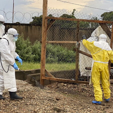 Ο ΠΟΥ προειδοποιεί για τον κίνδυνο εξάπλωσης του Έμπολα
