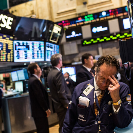 Wall Street:«Βουτιά» άνω των 1000 μονάδων για τον Dow Jones - Δεν έπεισε τους επενδυτές η Fed