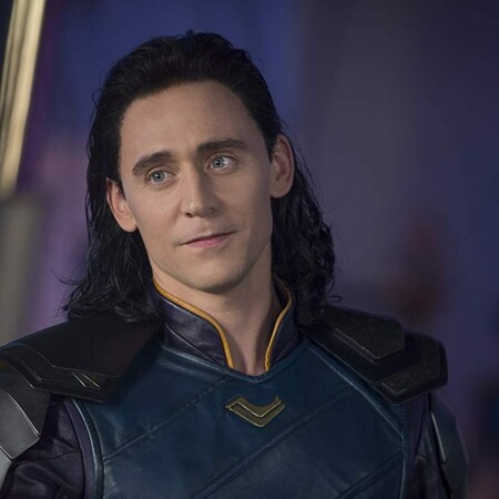 Tom Hiddleston: Ελπίζω το coming out του Loki ως bisexual να ήταν «ουσιαστικό για τους φανς»