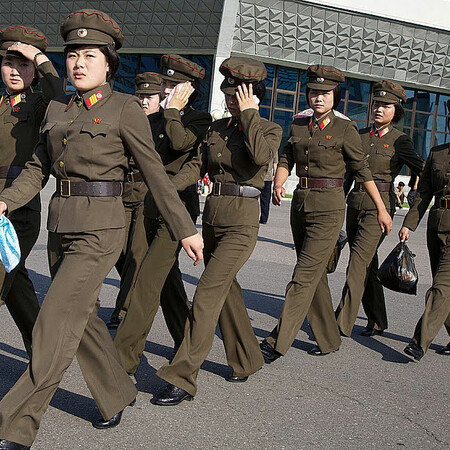 Καρτ ποστάλ από την Πιονγιάνγκ/A Postcard from Pyongyang - Traveling through North Korea secretly filming