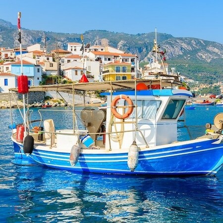 North Evia – Samos Pass: Άνοιξε η πλατφόρμα για επιδότηση έως και 300 ευρώ για διακοπές σε Εύβοια και Σάμο- Δικαιούχοι και αιτήσεις