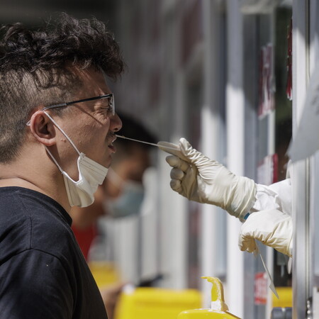 Η Κίνα εντόπισε νέα υποπαραλλαγή της Όμικρον- Τεστ "σε δύο γύρους" για τους κατοίκους