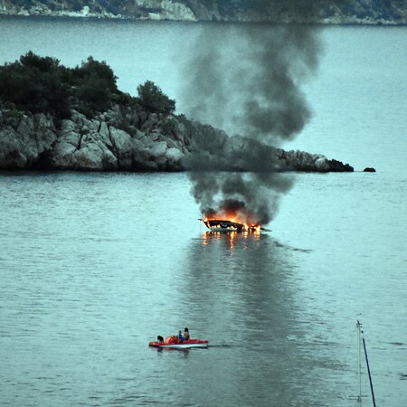 Έκρηξη σε σκάφος στην Αργολίδα - Δύο γυναίκες στο νοσοκομείο