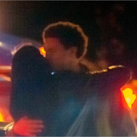 Dua Lipa και Trevor Noah μαζί; Φουντώνουν οι φήμες μετά το ρομαντικό δείπνο στη Νέα Υόρκη 