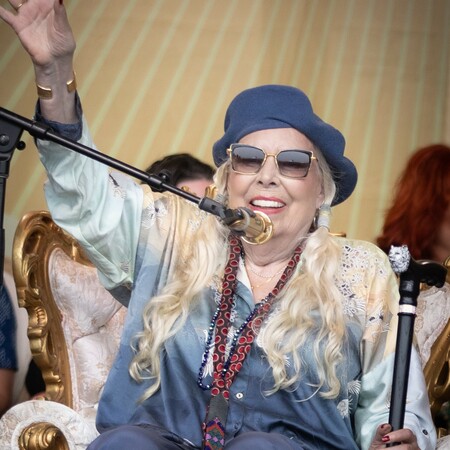 Η Τζόνι Μίτσελ στην πρώτη της συναυλία ως headlliner μετά από 23 χρόνια