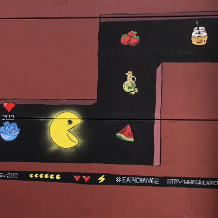 To Pacman ακολουθεί μεσογειακή διατροφή - Το γκράφιτι του Kez και της WWF στο Πάντειο