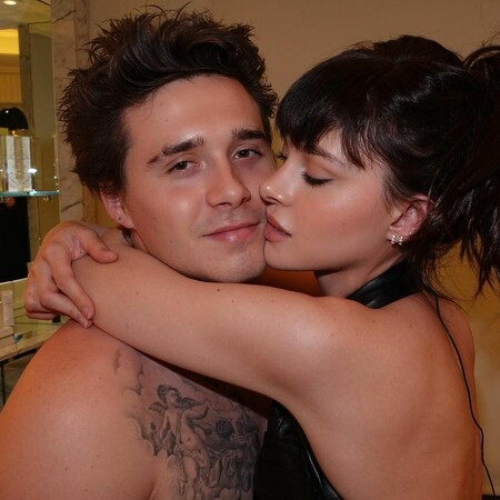 Η Νίκολα Πελτζ απαντά στον Μπρούκλιν Μπέκαμ που θέλει 10 παιδιά- και δίνει μια συμβουλή γάμου