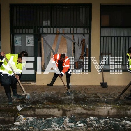 Κακοκαιρία «Fobos»: Σαρώνει τη Δυτική Ελλάδα- Πλημμύρισαν δρόμοι στην Πάτρα, ζημιές σε προβλήτα στο Μεσολόγγι