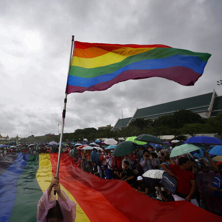 Η Σιγκαπούρη αποποινικοποίησε το γκέι σεξ- Αλλά μπλόκαρε την ισότητα στον γάμο