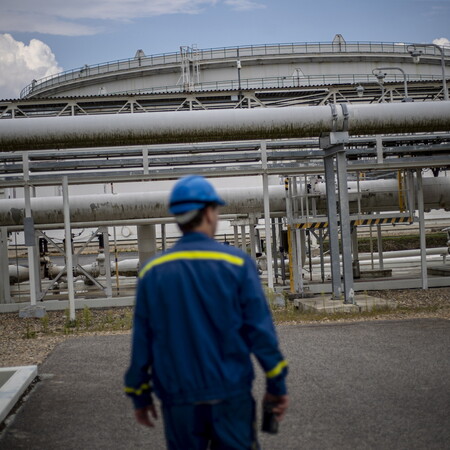Ρωσία: Δεν θα πουλήσουμε πετρέλαιο με πλαφόν, ακόμη κι αν χρειαστεί να μειώσουμε την παραγωγή 