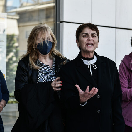 Νέα αναβολή στην υπόθεση της δολοφονίας Τοπαλούδη δοκιμάζει τις αντοχές των γονιών της 
