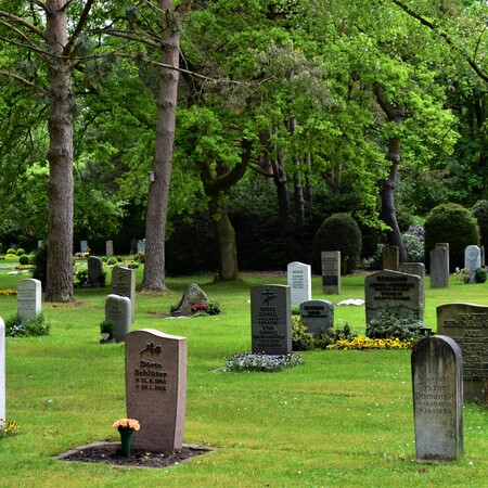 H Νέα Υόρκη νομιμοποιεί την κομποστοποίηση νεκρών, παρά τις θρησκευτικές πιέσεις