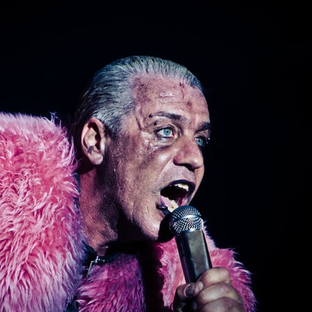 Rammstein: Έκλεψαν άγαλμα προς τιμήν του frontman, Till Lindemann