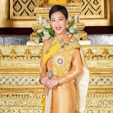 Η πριγκίπισσα της Ταϊλάνδης παραμένει χωρίς τις αισθήσεις της εβδομάδες μετά την κατάρρευσή της