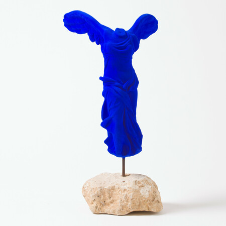Yves Klein, The Winged Victory of Samothrace, 1962