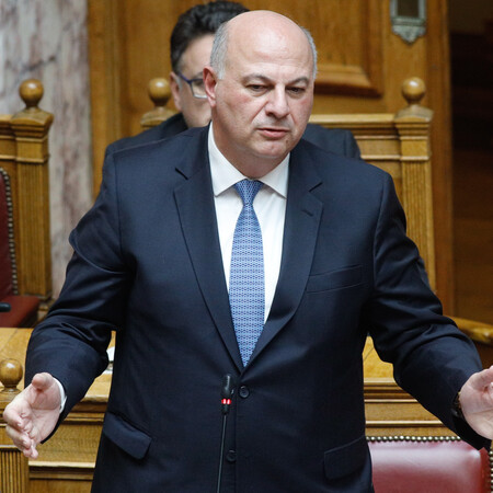 Τσιάρας: Θα δημοσιεύεται και το πόθεν έσχες συζύγων βουλευτών