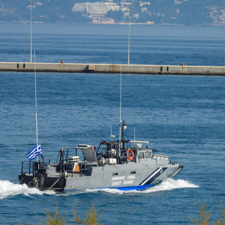 Σαλαμίνα: Μεγάλη επιχείρηση διάσωσης για 62χρονο κωπηλάτη που αγνοείται με φουσκωτό