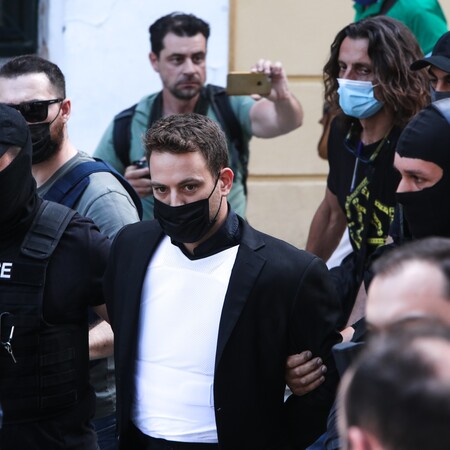Μπάμπης Αναγνωστόπουλος: Το «ξέπλυμα» της Sun με τις επιστολές «θαυμαστριών»