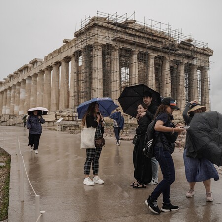 Καιρός: Ισχυρές καταιγίδες και χαλάζι- Σε ισχύ το έκτακτο δελτίο