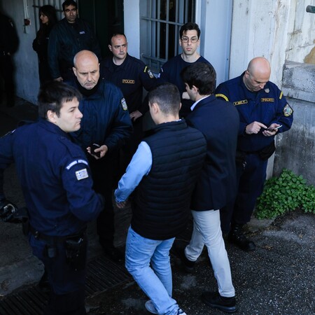 Δίκη Άλκη Καμπανού: «Μόνο το δρεπάνι είδα» είπε ο τρίτος κατηγορούμενος 