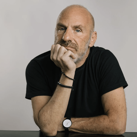 Στέφανος Ξενάκης: «Βίωσα ένα ατελείωτο ξέσκισμα. Και αναρωτιέμαι ποιος θα είναι ο επόμενος που θα γδάρουν»