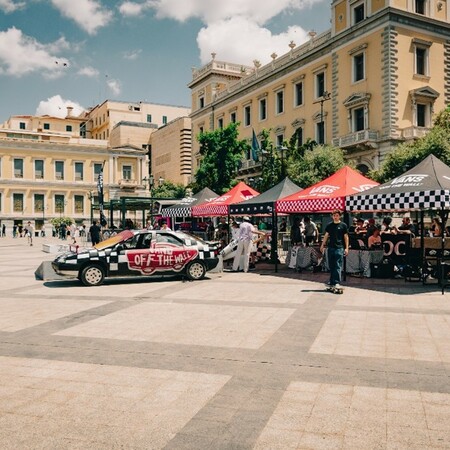 Flare The Square: Η Vans και το Ministry of Concrete μεταμόρφωσαν την πλατεία Κοτζιά στο skatepark της πόλης
