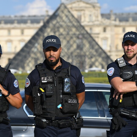 Γαλλία: 130.000 αστυνομικοί στους δρόμους την ημέρα της Βαστίλης για να προλάβουν τα επεισόδια